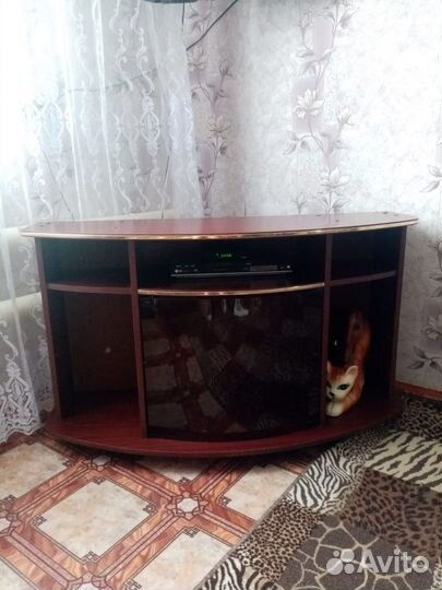 Тумба под телевизор