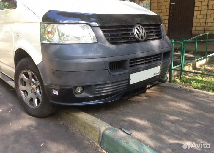 Накладка на передний бампер CSR Volkswagen T5 доре