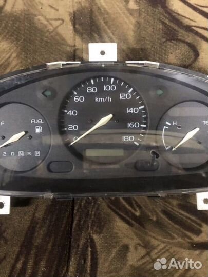 Щиток приборов Ниссан Микро Марч К 11