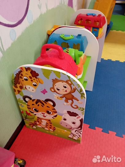 Детский стеллаж для игрушек