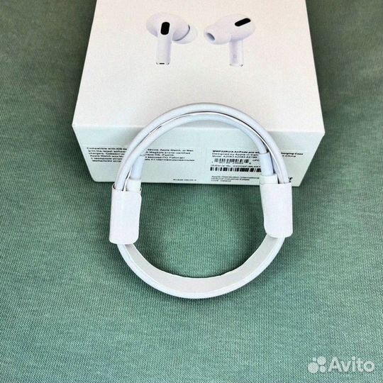 AirPods Pro 2: Погружение в мир звука