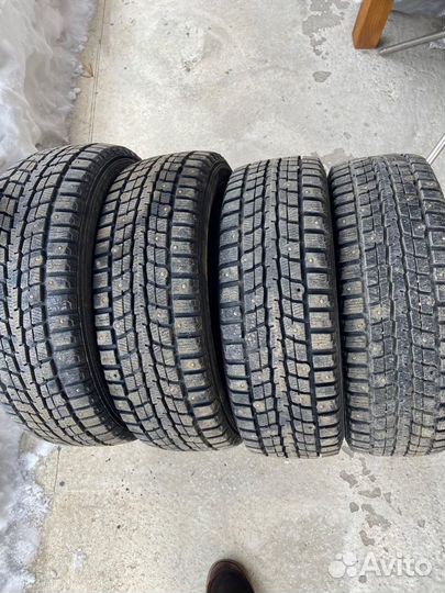 Dunlop SP Winter Ice 01 185/65 R15 88T