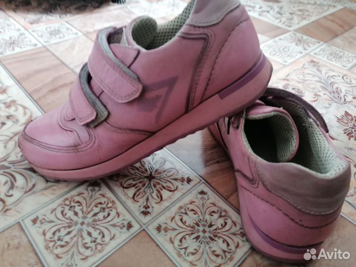 Ортопедические кроссовки для девочки 35