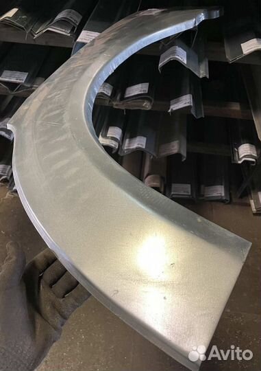 Арка левая Dodge Caravan, Chrysler Voyager 2008-20