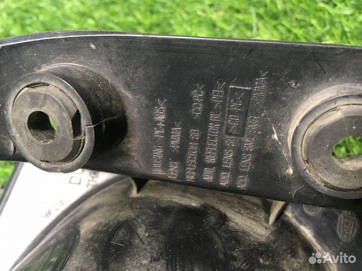 Фонарь задний правый Volkswagen Tiguan 1