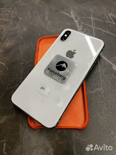 iPhone X, 64 ГБ