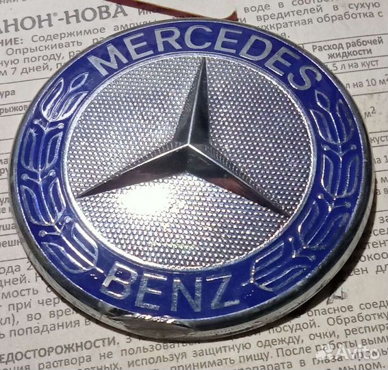 Эмблема mercedes на капот