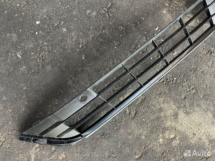 Гриль переднего бампера Форд Мондео 5 рест 2019г