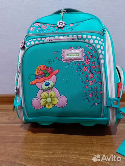 Школьный рюкзак
