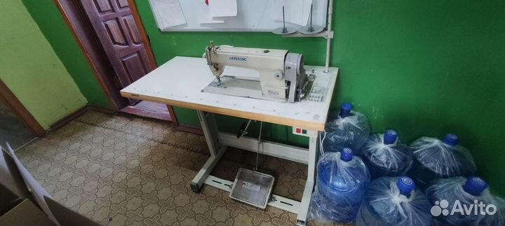 Швейные машины прямострочки, оверлок