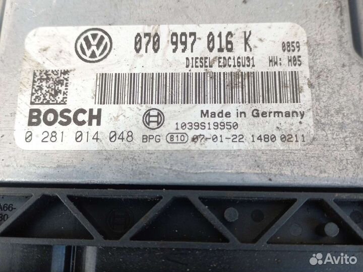 VW T5 2,5TDI (03-09) эбу двс 070997016K/0281014048
