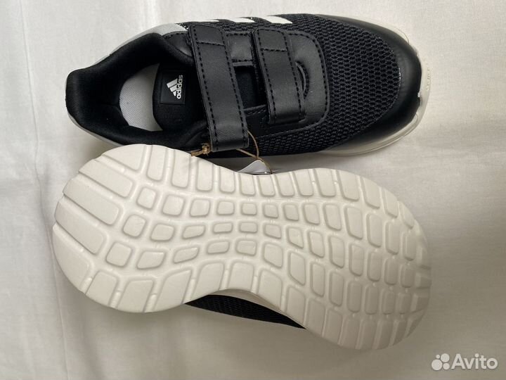 Новые кроссовки Adidas, 24-27