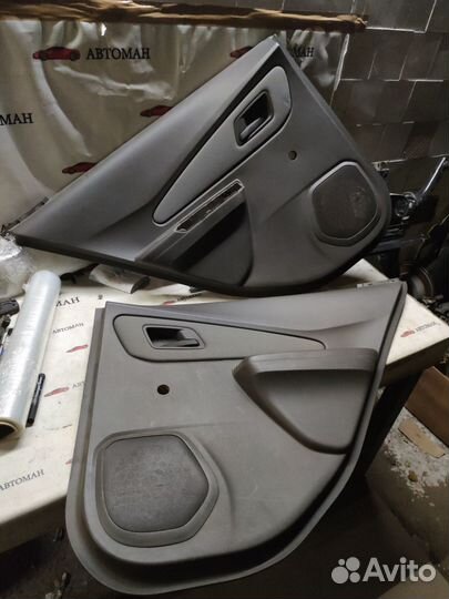 Обшивка двери Chevrolet Cobalt