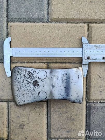 Старинный топор валочный-колун