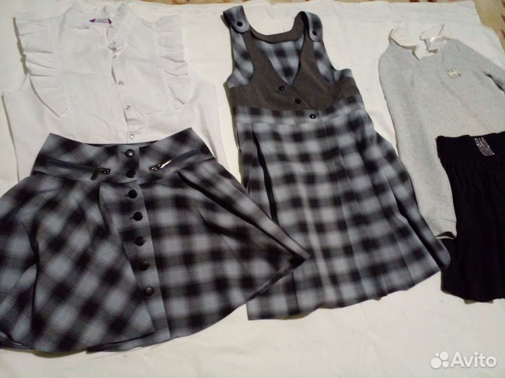 Школьные вещи пакетом на девочку 134-140 см