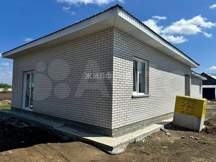 Дом 62,9 м² на участке 3 сот.