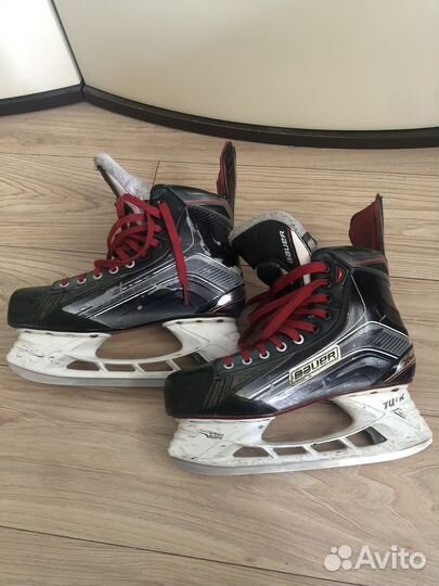 Хоккейные коньки bauer