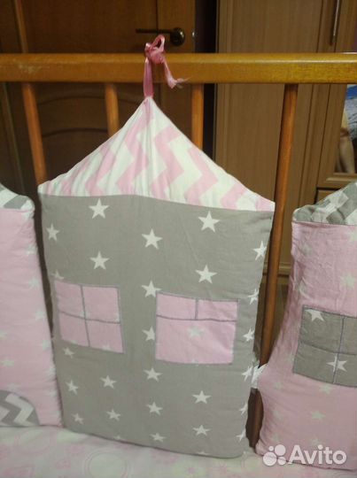 Бортики в детскую кроватку