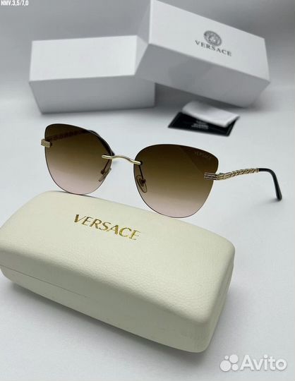 Солнцезащитные очки женские versace