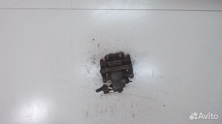 Суппорт Peugeot 407, 2004