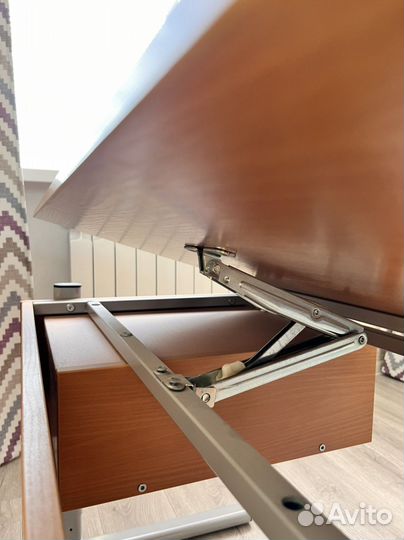 Письменный стол растущий