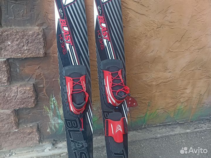 Водные лыжи