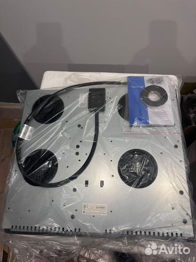 Индукционная варочная панель