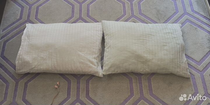 Подушки 50/68 цена за 2 ш