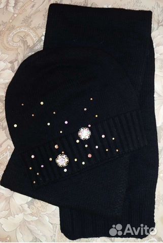 Комплект:шапочка и шарфик