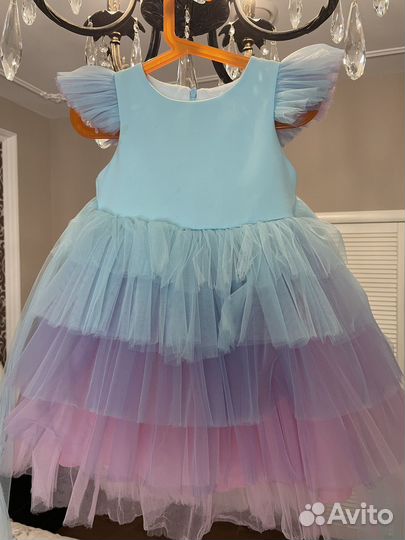 Платье нарядное