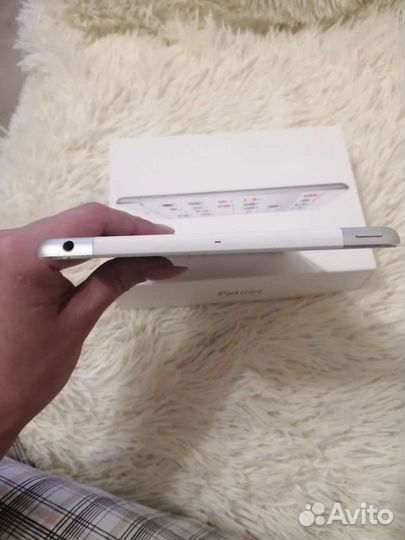 iPad mini 16gb wi-fi cellular