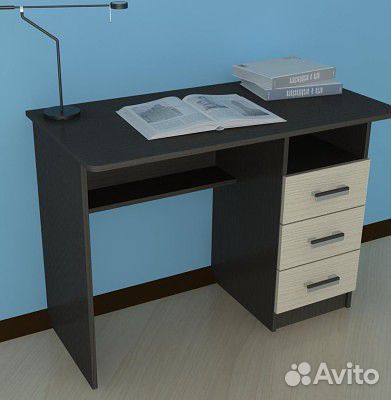 Письменный стол