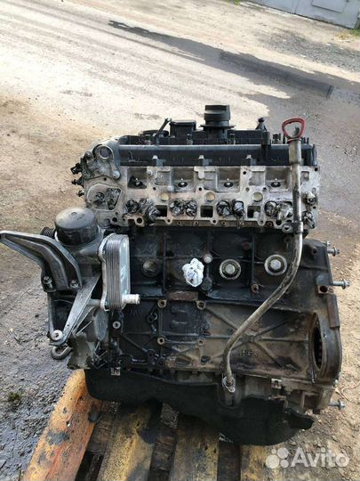 646811 двигатель мерседес W204 2.1cdi