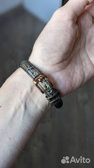 Часы наручные женские fossil