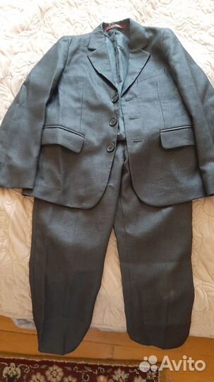 Школьный костюм для мальчика 128 серый