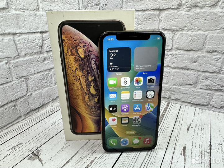 iPhone Xs, 64 ГБ