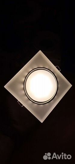 Светильник встраиваемый GX53 с подсветкой