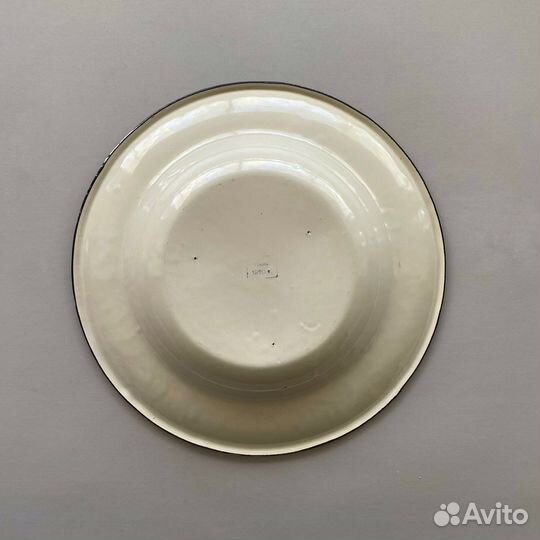 Тарелка эмалированная СССР 3 штуки