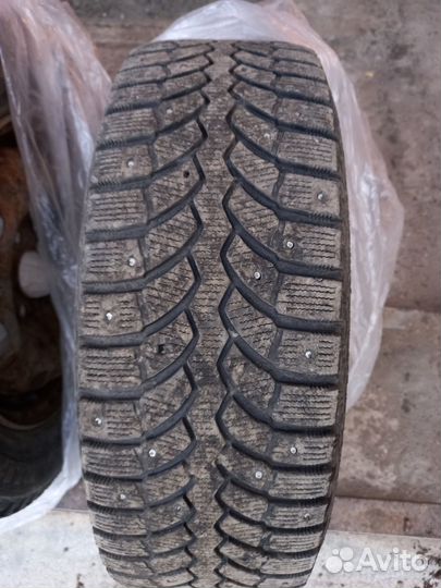 Bridgestone blizzak spike-01 185/65/14 на дисках