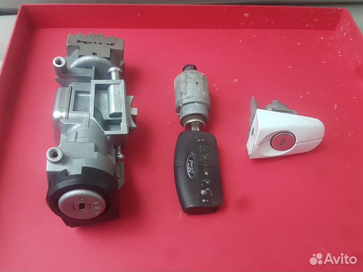 Комплект личинок замков ford focus 2