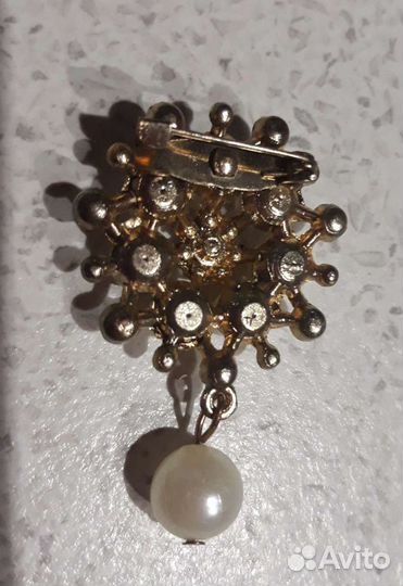 Брошь