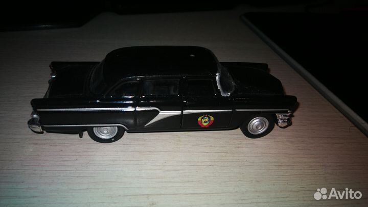 Модель автомобиля металлические машинки