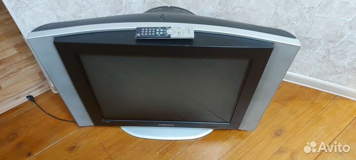 Телевизор Samsung 29 дюймов