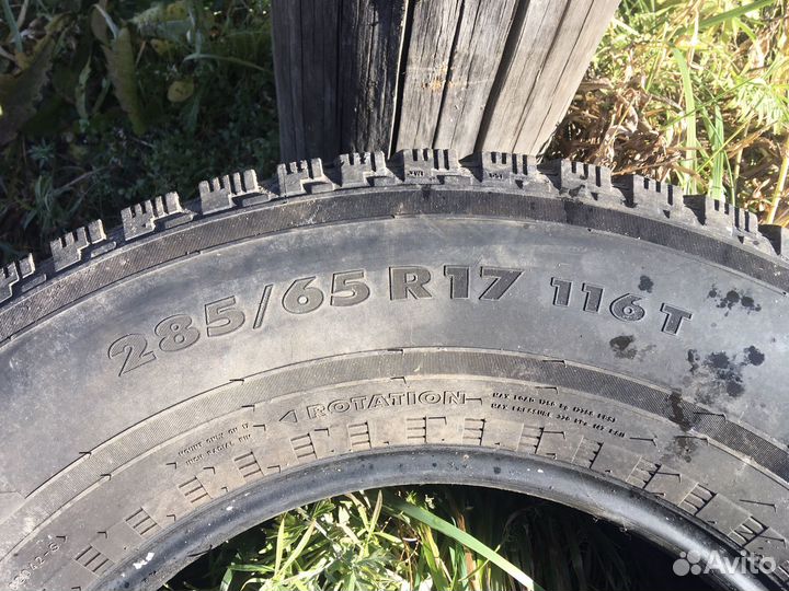 Nokian Tyres Hakkapeliitta 5 285/65 R17 116T