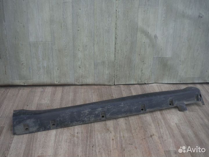 Порог накладка левый suzuki Vitara 2017