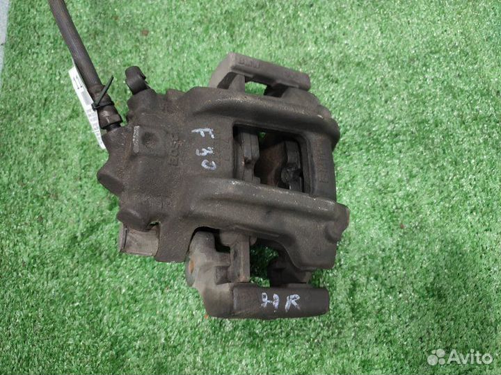 Суппорт тормозной передний правый Bmw 320I F30