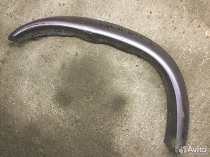 Накладка переднего крыла Ford America Explorer U2