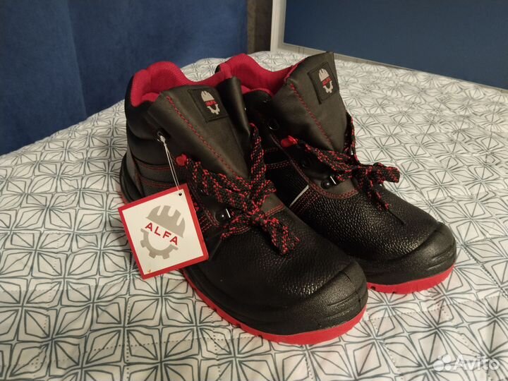 Ботинки рабочие с металлическим носком