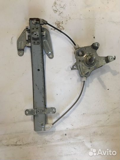 Стеклоподьемник Nissan Almera G15 1.6 2015
