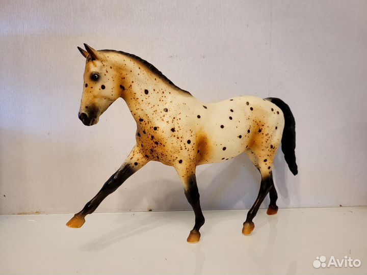 Лошади breyer